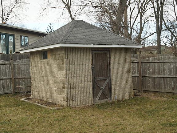 4th image of 314 Franklin Ave