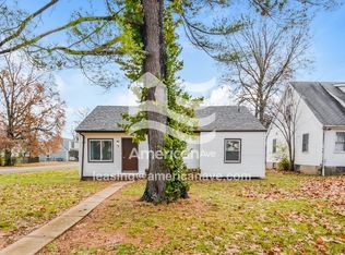 32 Barcelona Ave, Saint Louis, MO 63138