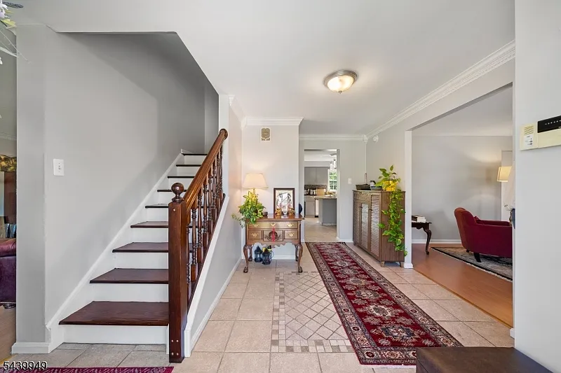 4 bed, 2.5 bath, $4,700 — Photo 4