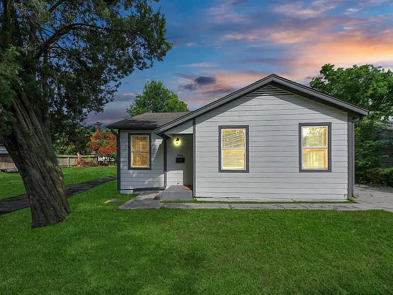 7004 Conley St — Photo 8