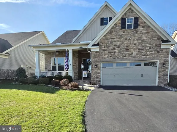 6198 Chancellorsville Dr, Gainesville, VA 20155