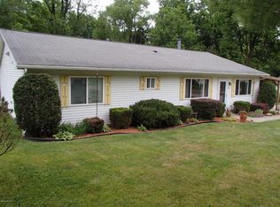 90 Langley Rd W, Battle Creek, MI 49015