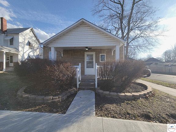 2nd image of 523 W 3rd St