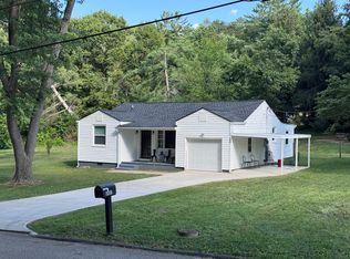 8800 W Simpson Rd, Knoxville, TN 37920