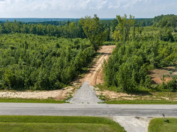 Kings Rd #B3, Green Bay, VA 23942