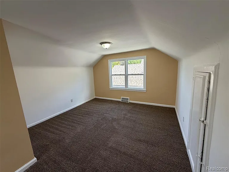 7467 Asbury Park — Photo 13