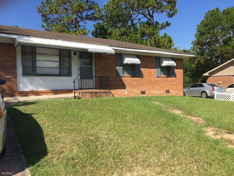 1st image of 2533 Kensington Dr E