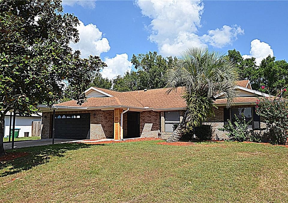 1st image of 1071 E Lombardy Dr