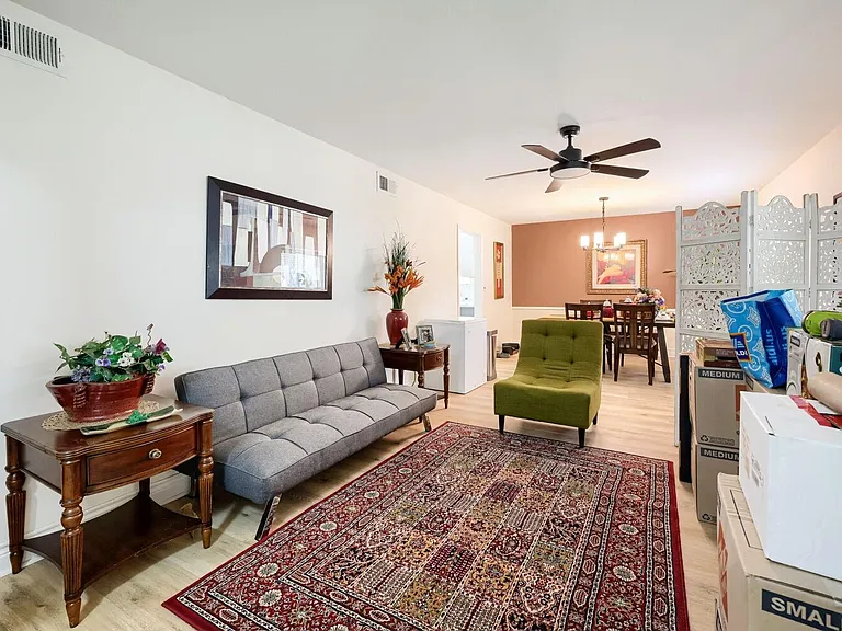 8927 Langdon Ln — Photo 8