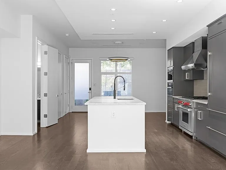 785 Piedmont Ave NE #E — Photo 11