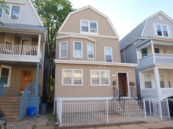 155 N 16th St, East Orange, NJ 07017