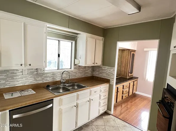 5822 E Player Place, Mesa, AZ 85215
