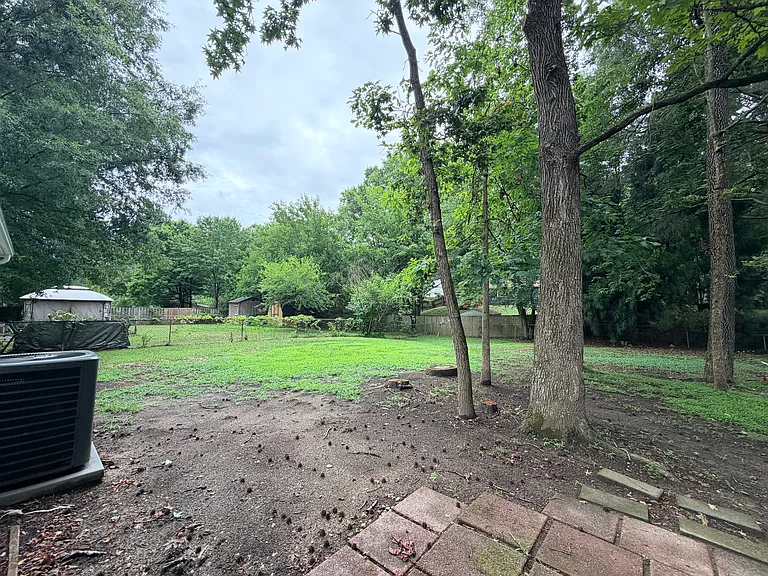 4607 Beechcroft Dr — Photo 32