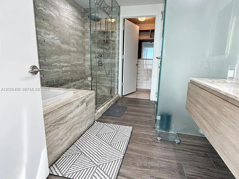 2900 NE 7th Ave #707 — Photo 24