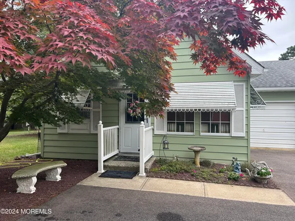 6 Flintlock Lane #D, Whiting, NJ 08759