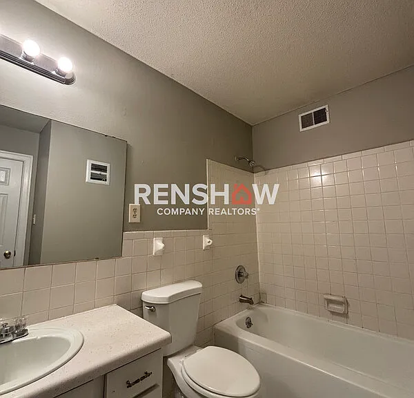 3212 Thirteen Colony Mall #4B — Photo 13