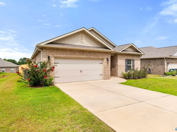 114 Branton Ct, New Market, AL 35761