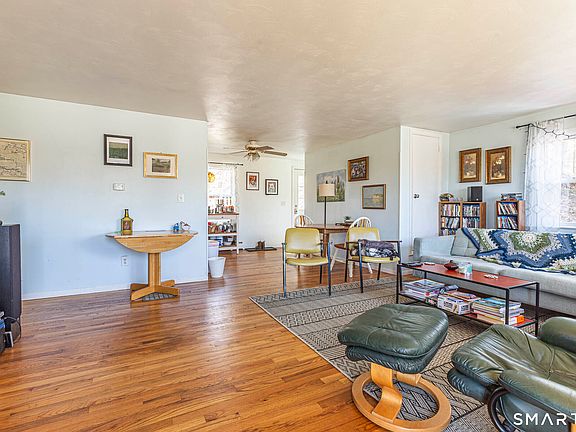 2nd image of 1652 Stafford Road