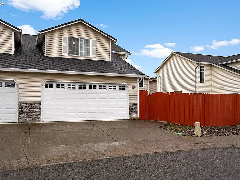 1403 SW 7th Ct