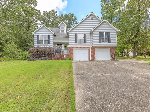 602 Englewood Ln, Tunnel Hill, GA 30755