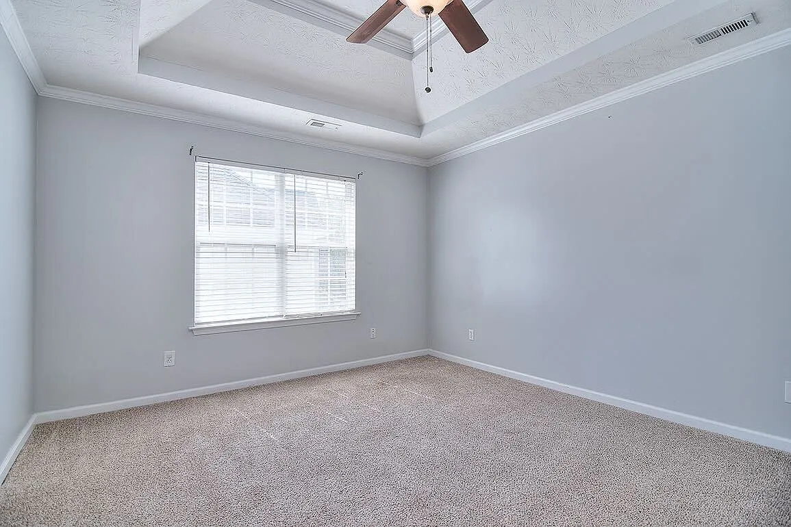 Eagle Creek Dr, Charlotte — Photo 1