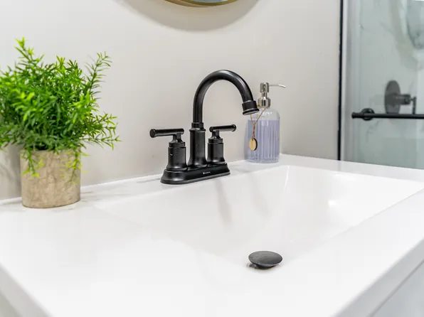 258 Clerk Street image 21 of 34