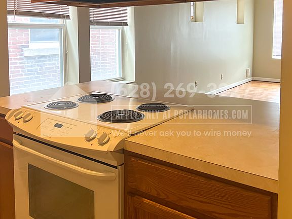 2nd image of 4614 Cleveland Ave #1F
