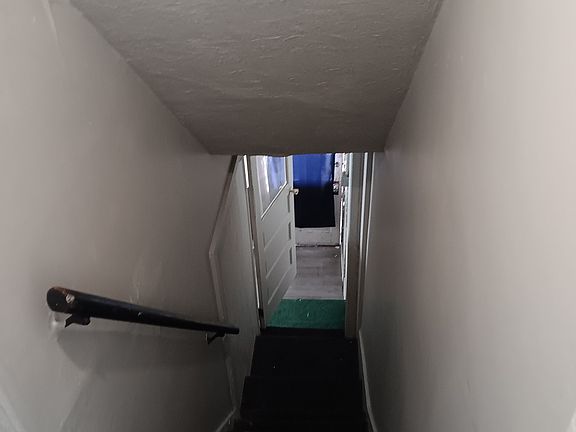 2nd image of 212 State St APT 8