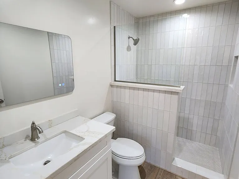 1531 Burton Street — Photo 11