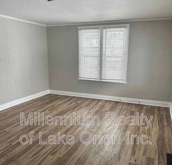 734 W Oregon St #1 — Photo 7