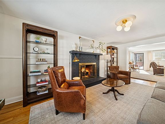 5th image of 3702 Gleneagle Dr
