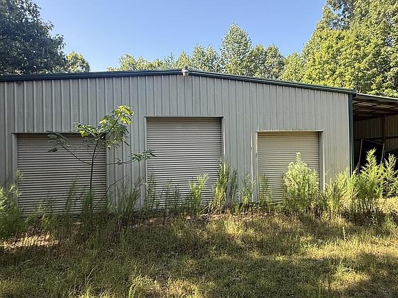 2nd image of 259 Spring Hills Ln