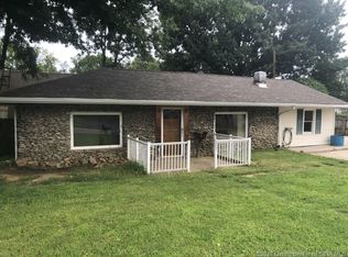 207 W Winbourne Ave, Clarksville, IN 47129