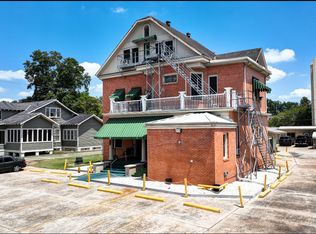 218 W Saint Peter St, New Iberia, LA 70560