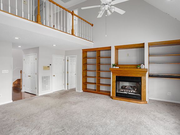 5th image of 502 Washington Dr