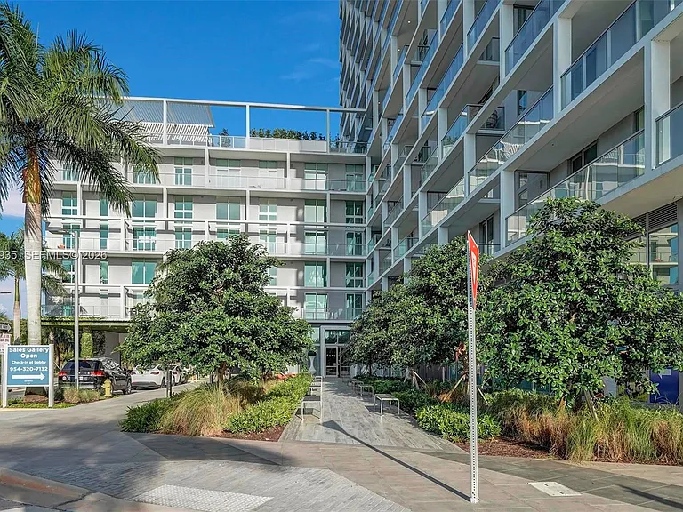 2000 Metropica Way #1408 — Photo 46