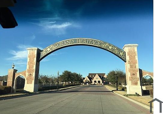 1st image of 268 San Jacinto Dr