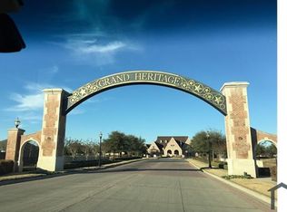 268 San Jacinto Dr, Lavon, TX 75166
