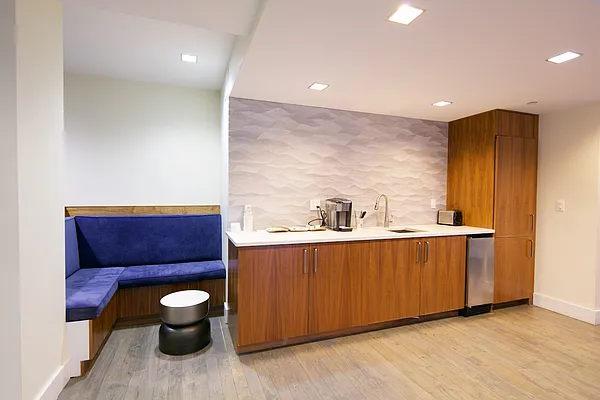 Rented by Landmark Manhattan Realty Corp | media 93