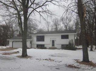 30238 Trader Dr, Staples, MN 56479