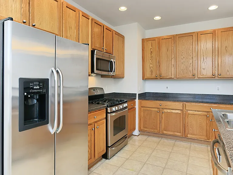 21510 Iredell Ter — Photo 35