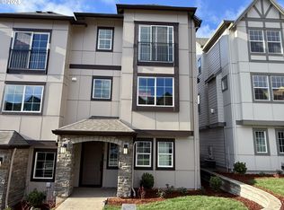 12075 SW 176th Dr, Beaverton, OR 97007