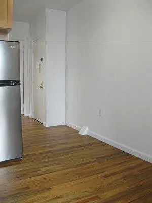 Rented by Tower Brokerage | media 13