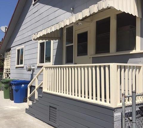 side entrance to laundry room