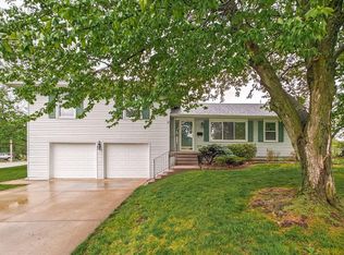 5201 Horton St, Mission, KS 66202