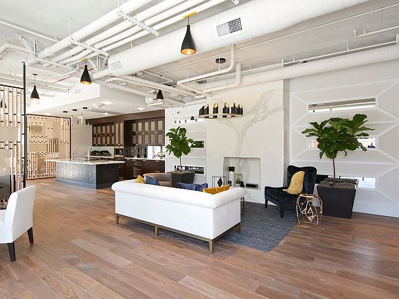 4th image of 1810 State St #207