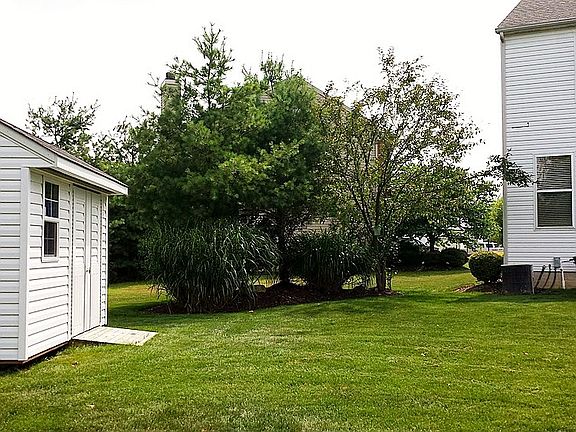 5th image of 9151 Barnum Ct #9