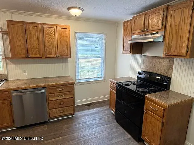 3 bed, 2.0 bath, 1200 sqft, $1,550 — Photo 2