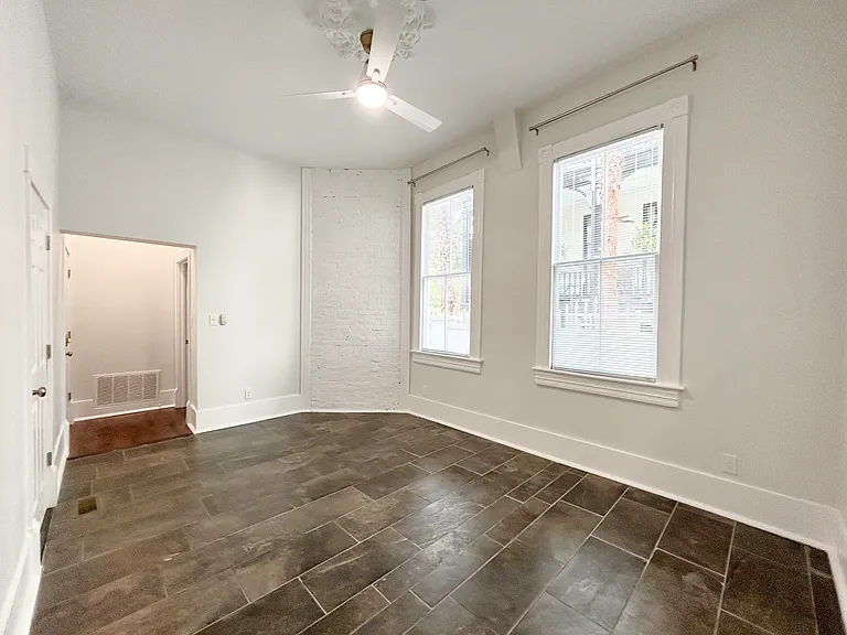 412 E Gwinnett St #412 — Photo 11