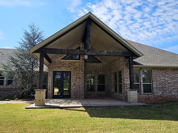3rd image of 6301 Hilltop Dr